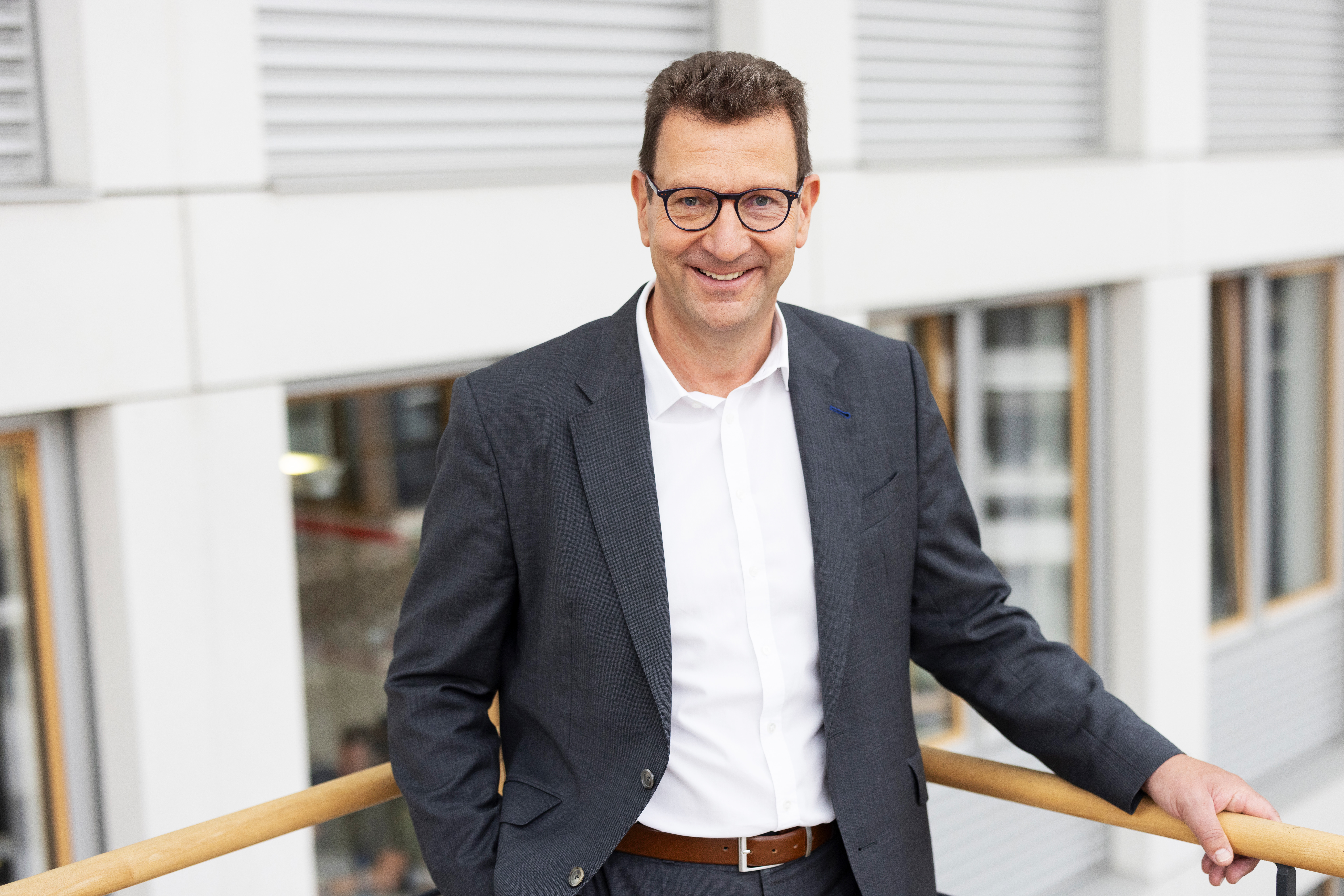 Vorstand Gregor Surges Vorstand Gregor Surges