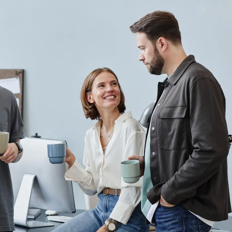 Kollegen, Kaffeepause. Kollegen, Kaffeepause.