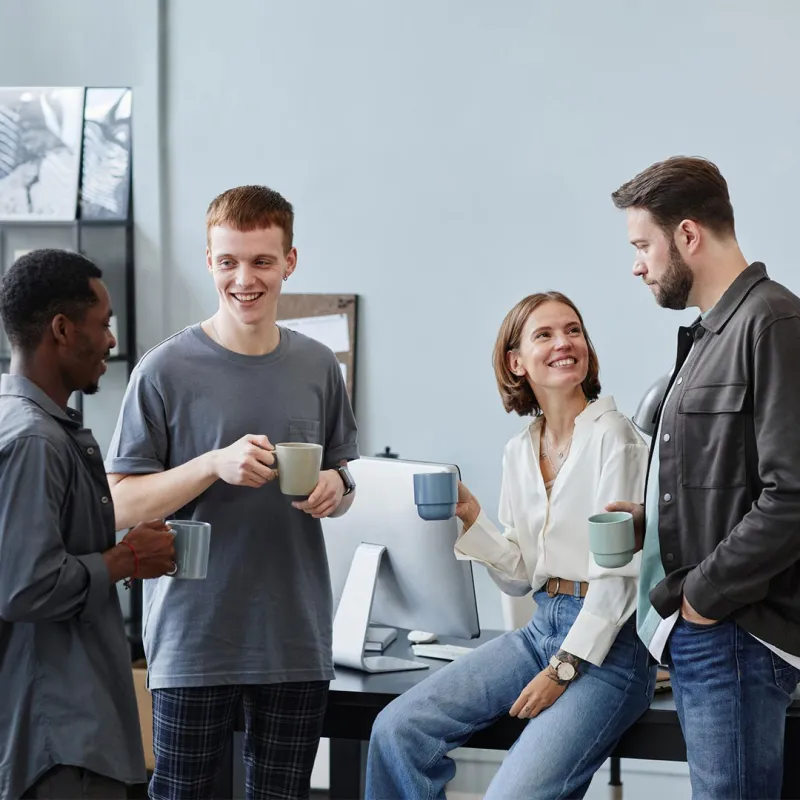 Kollegen in der Kaffeepause. Kollegen in der Kaffeepause.